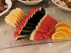 -龙悦湾酒家·八阵鱼生·渔人码头店
