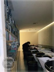 -罗亚帝造型·烫发染发