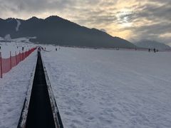 -丝绸之路山地度假区滑雪场