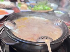 -大匠工房古船木艺术餐厅·猪肚鸡专门店(长白仙岛店)