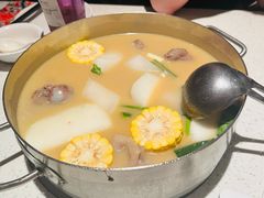 -肥仔文澳门猪骨煲(南京西路店)