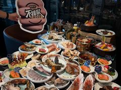 -雍容荟帝王蟹活龙虾展台自助(IFS黑金店)