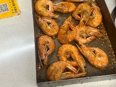 -老东镇啤酒屋海鲜加工·蒸汽海鲜·海鲜烧烤(台东店)