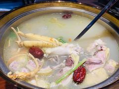 鲜人参锅底-千岛蚝高压锅生蚝·人参火锅(白云万达店)