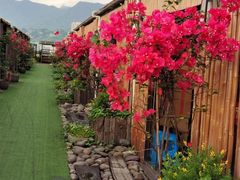 -冰冰龙虾·江湖菜·花园江景餐厅