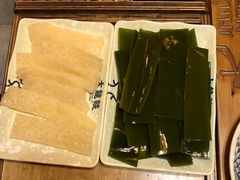 -大龙辣火锅·龙虾·烧烤(湖滨新天地店)