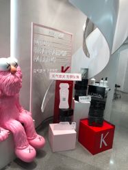 点击看大图 -Kraemer Paris 苏豪路易士·嘉玛发廊