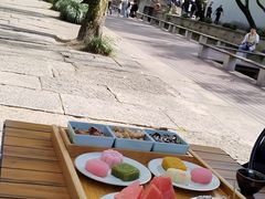 -鲁镇