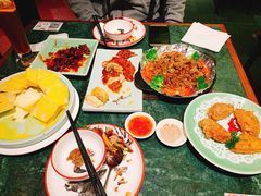 -新白鹿餐厅(悠迈生活广场店)