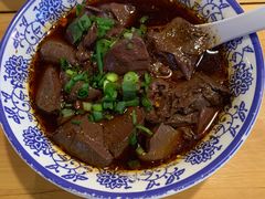 -杨三孃跷脚牛肉(西外棕榈岛店)