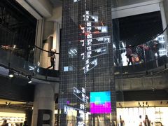 -NIKE品牌体验店(南京东路店)
