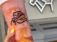 -喜茶(迪士尼小镇·平行宇宙店)