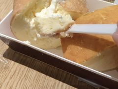 芝士瑞士卷-红宝石·鲜奶小方·海派西点房(联洋店)