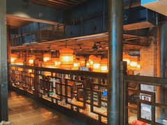 -帅巴人舅母子腊蹄民俗村