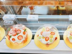 -花花卷卷·鲜食蛋糕(静安久光百货店)