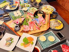 -铭牛烧肉·和牛海鲜自助(高新月牙湖店)