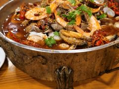 -老东镇啤酒屋海鲜加工·蒸汽海鲜·海鲜烧烤(台东店)