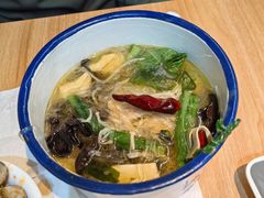 -喝丢一只鞋海鲜烧烤·海肠捞饭(北京街店)
