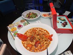 -江上荟·创意中国菜(绿地缤纷城店)