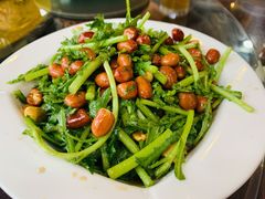 老醋果仁拌茼蒿-来顺成饭庄