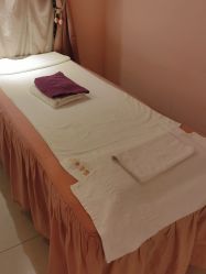 -蕾蕾美颜美容美体