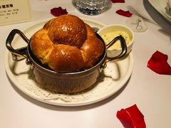 餐前面包-壳里西餐厅Coquille Seafood Bistro(蒙自路店)