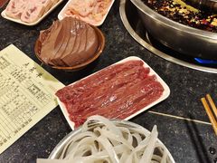 -邓莽子老火锅(中兴路总店)