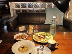-JINNS锦时 steak&pizza(浸信会礼拜堂旧址店)