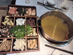 -花菇朵 ll 野生菌火锅·精品云南菜(后沙峪店)