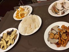 -天宜隆蘑菇宴火锅(石景山旗舰店)