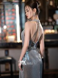 点击看大图 -艾拉·女王婚纱礼服馆