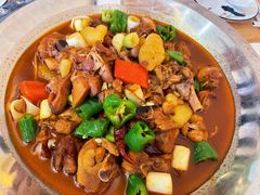新疆大盘鸡-禾木·新疆特色美食