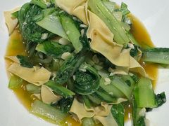 -苹果树下艺术餐厅(宋庄店)