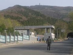 -蟒山国家森林公园-停车场