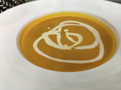 奶油栗子南瓜汤-小莫餐厅And More Restaurant西餐(北京展览馆店)