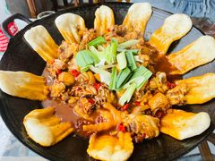 秘制地锅鸡-徽州美食(三十年老店)