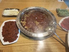 -毛毛老火锅(八年观音桥店)