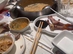 -三人行骨头王火锅(长寿店)