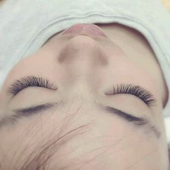 -EMILY艾枚莉美甲美睫·美颜·现磨咖啡