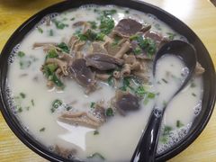 -津津老鸭粉丝馆(正东路店)