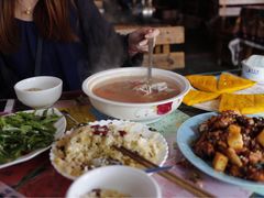 -泸沽肴(泸沽湖大洛水村农村信用社旁店)