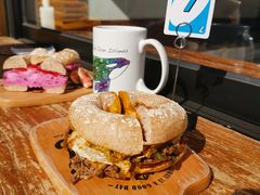 -Catch Bagel(芳草地店)