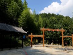 -罗田薄刀峰风景区
