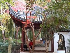 -汇龙潭