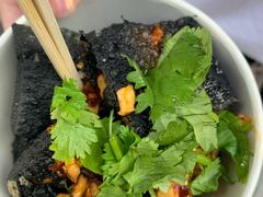 -黑色经典臭豆腐·湖南特产(坡子街店)