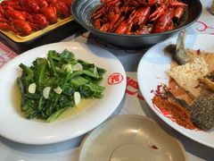-肥肥虾庄·金牌油焖大虾(杨园滨江时代walk店)