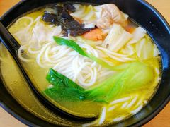 -三千粉牛肉米粉(来客茂店)
