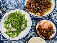 -四方小吃·白族庭院餐厅