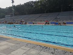 -越秀山游泳场