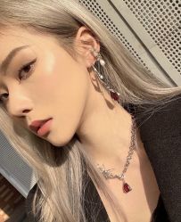 -AYO SALON